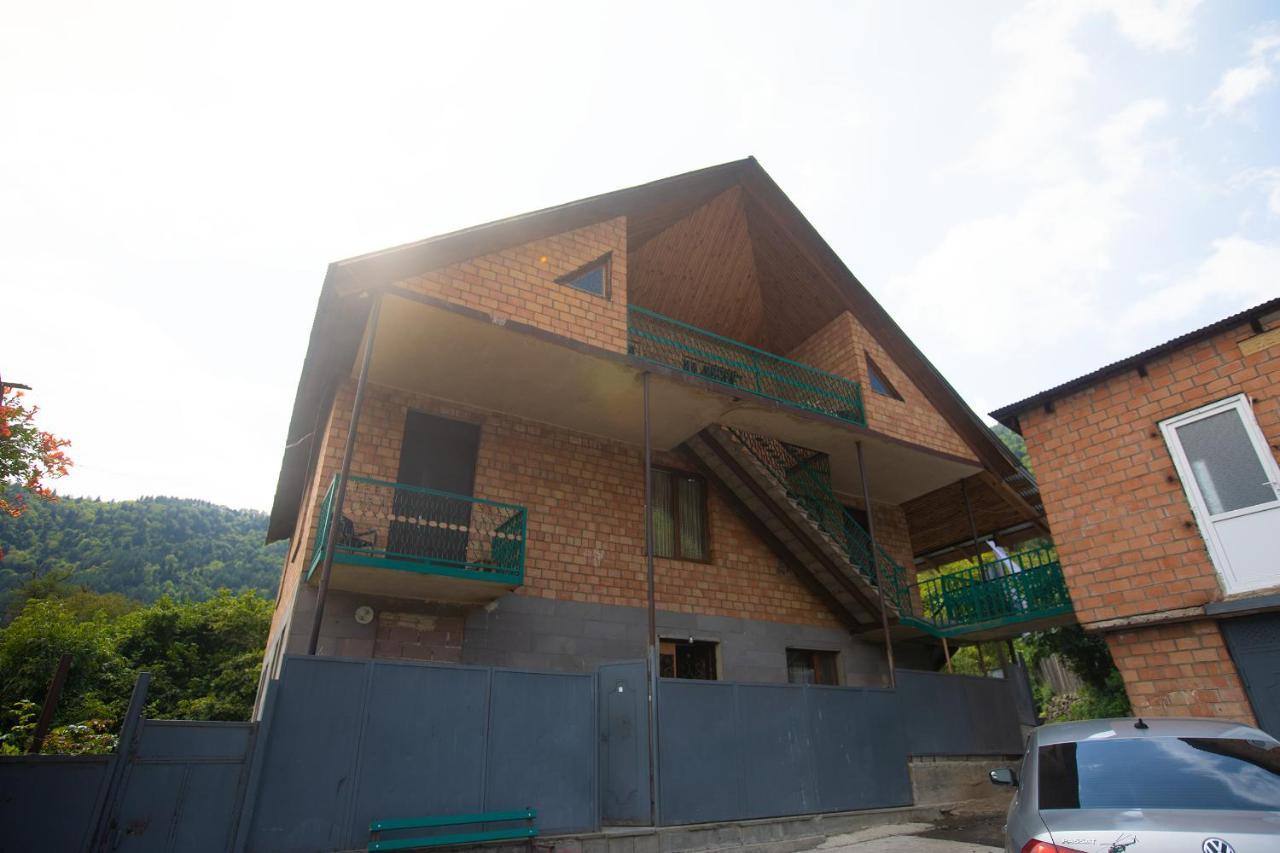 Hotel Strawberry Borjomi Exterior foto