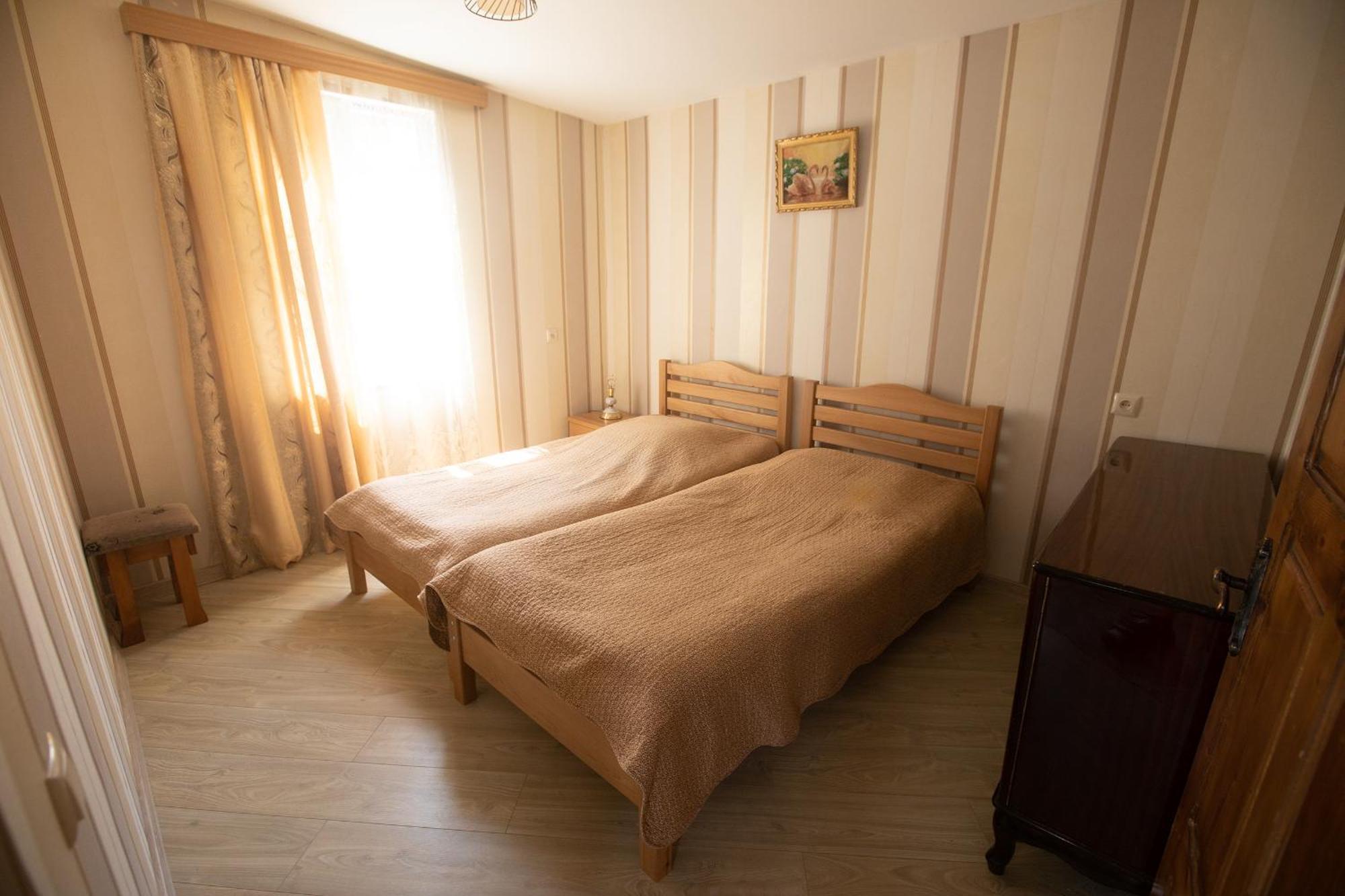 Hotel Strawberry Borjomi Exterior foto