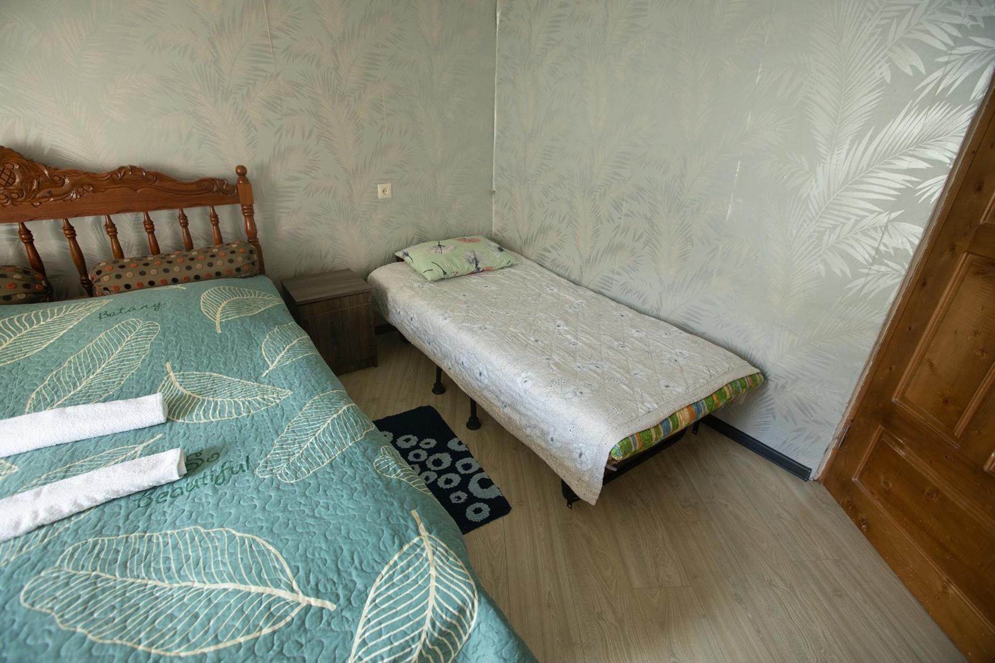 Hotel Strawberry Borjomi Exterior foto